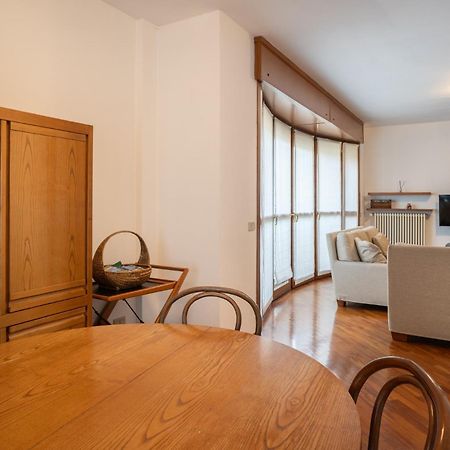Spacious Bright Apartment Near City Center And Como Lake With Air Conditioning Lecco Eksteriør billede